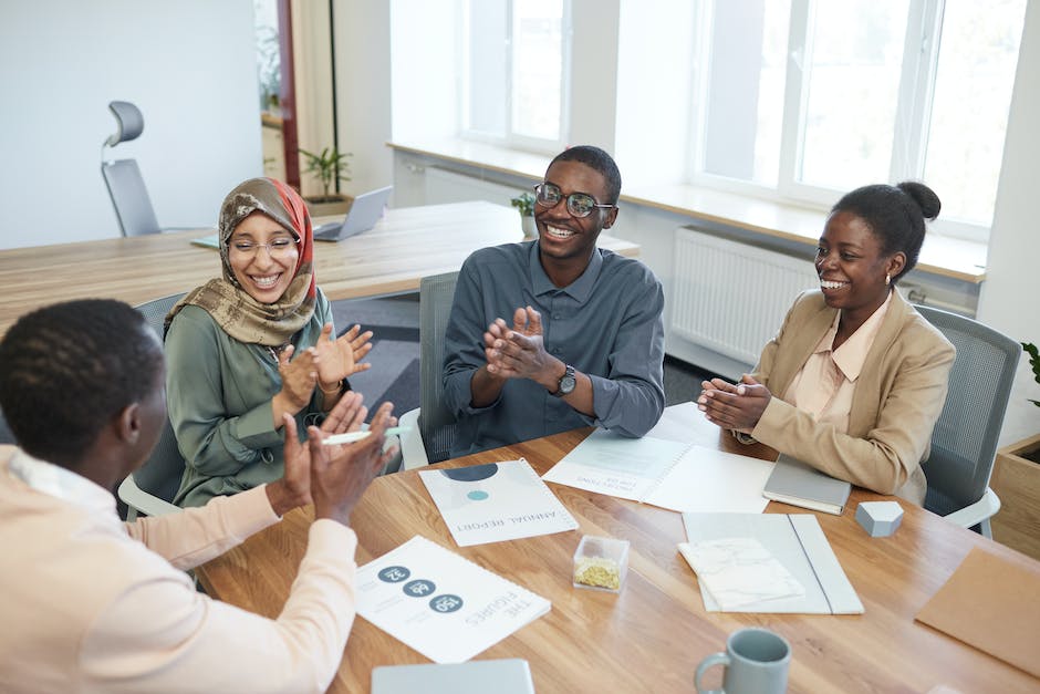 Group setting meeting